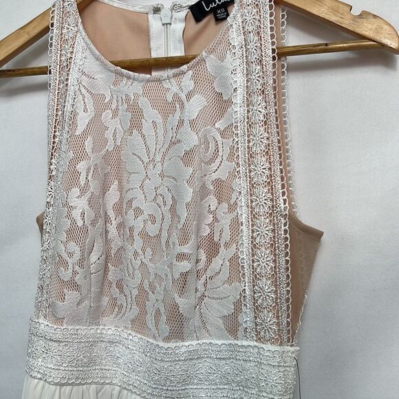 LuLu’s Forever and Always White Maxi Dress size XS NWT - Picture 6 of 16